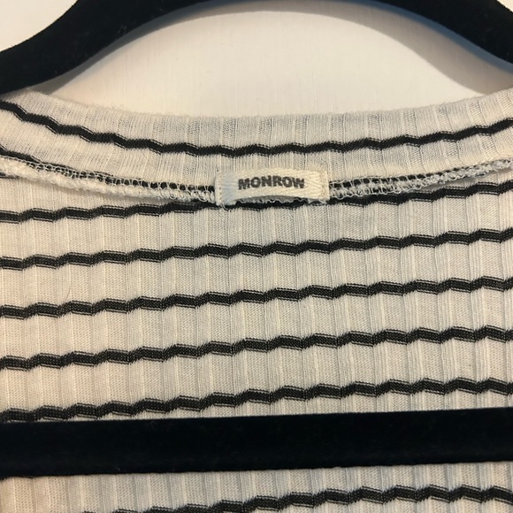 Monroe V-Neck Rib Cut Out Long Sleeve - Picture 6 of 8